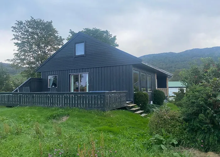 בית נופש Old Near Pulpitrock Jørpeland